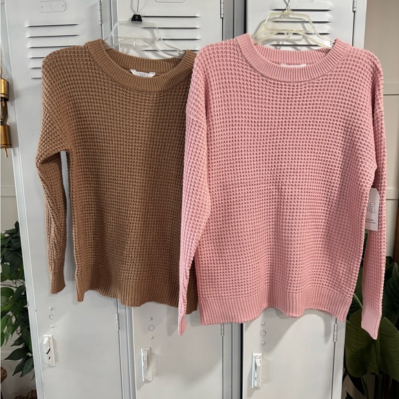 Time and Tru Sweaters - Time and Tru Waffle Knit Sweaters in Pink and Brown